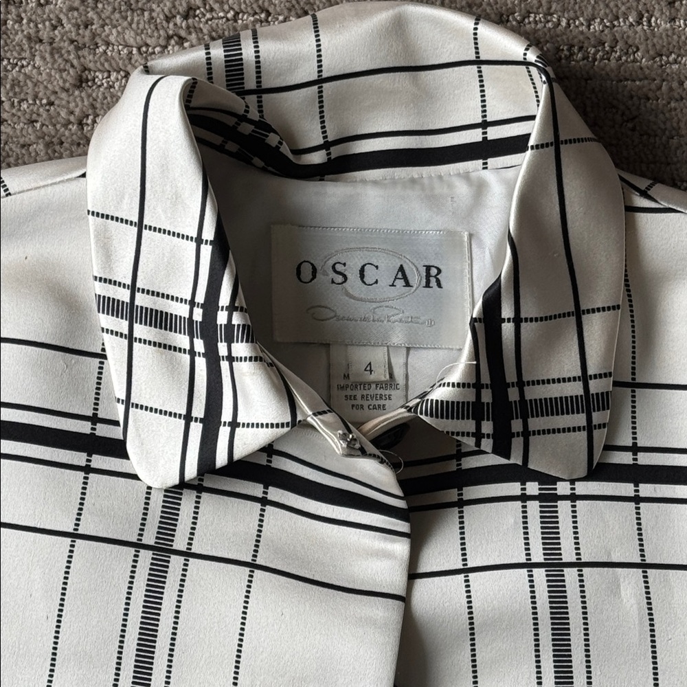 Oscar de La Renta Silk Cropped Jacket - Picture 4 of 10
